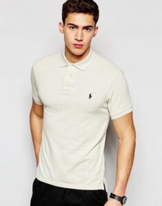 áo thun polo kiểu dáng slim fit