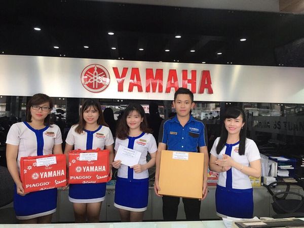 Bộ đồng phục nữ nhân viên bán hàng Yamaha